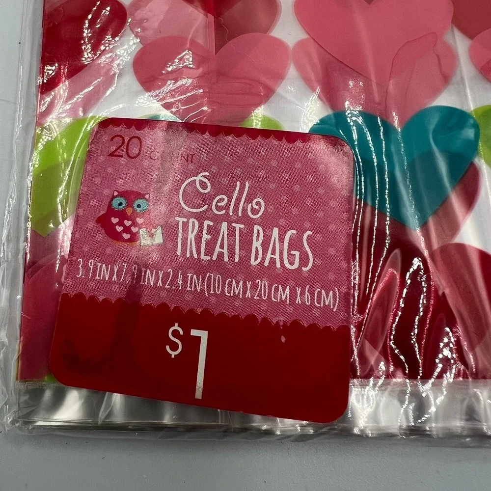 Celebrate It Valentine Party Bundle 8pc Red Pink Heart Decor Bags Brand New